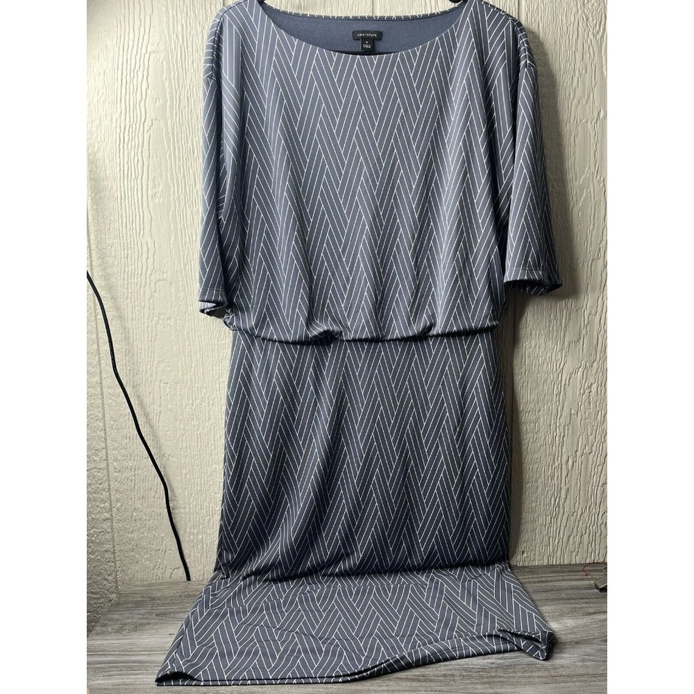 ann taylor sleeveless‎ dress Size Med